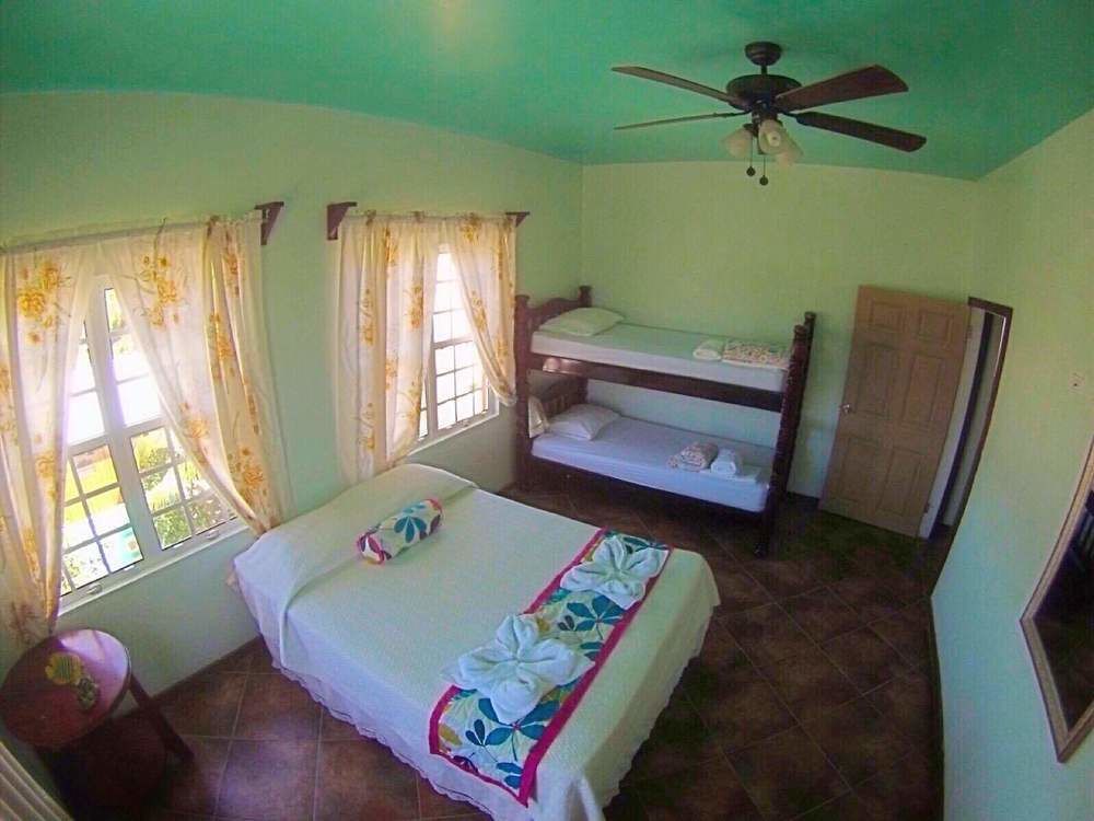 Island Magic Beach Resort Caye Caulker Εξωτερικό φωτογραφία